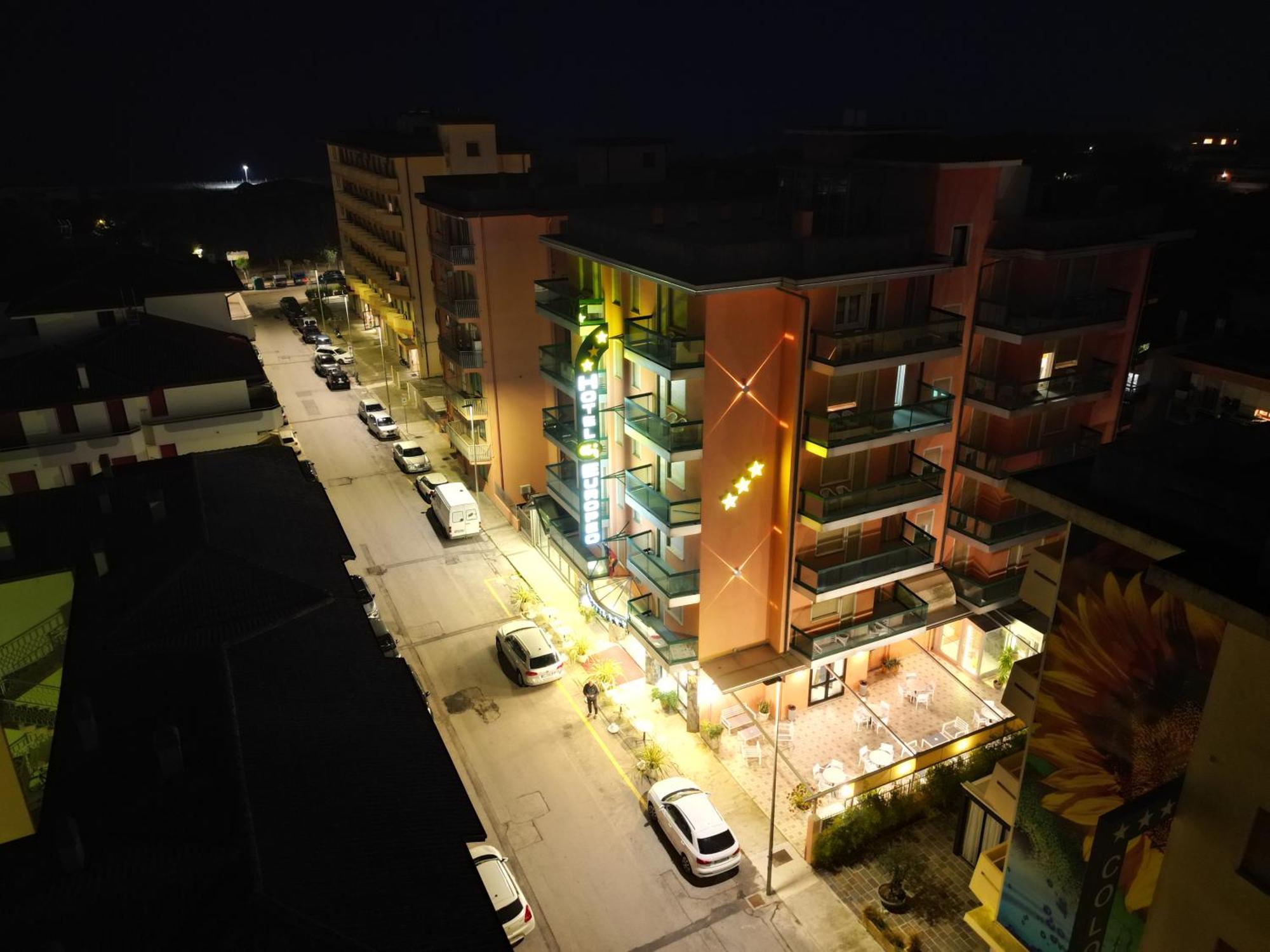 Hotel Europeo Соттомаріна Екстер'єр фото
