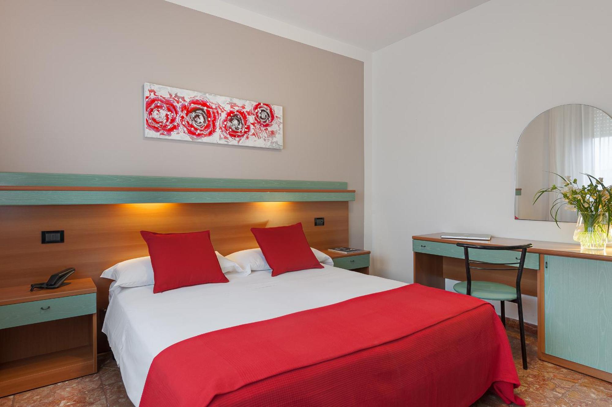 Hotel Europeo Соттомаріна Екстер'єр фото